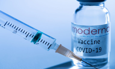 Vaccine chống COVID-19 cho kết quả thử nghiệm vượt xa mong đợi