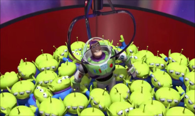 Rác vũ trụ có thể được dọn theo phong cách ... gắp thú bông