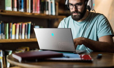 [CES 2021] Dell Alienware m15 R4 ra mắt: CPU Comet Lake-H, RTX 3000, có tùy chọn màn OLED