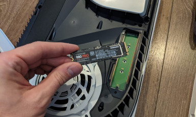 PlayStation 5 sẽ chạy được SSD gắn thêm thông qua firmware mới