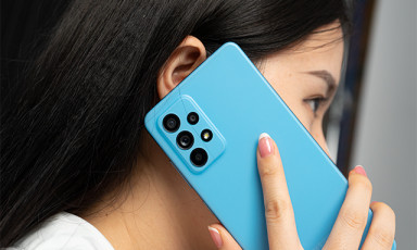 Trên tay Samsung Galaxy A52 5G: Những nâng cấp đáng giá!