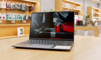 Đánh giá ASUS ZenBook UM425 (2021): Vẫn an tâm nhờ Ryzen 5000
