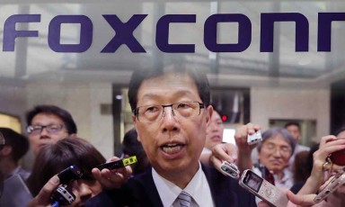 Foxconn: Tình trạng thiếu chip toàn cầu sẽ kéo dài ít nhất đến giữa năm 2022