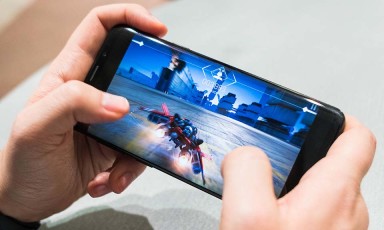 Samsung đang muốn làm gaming phone với quạt tản nhiệt tích hợp?