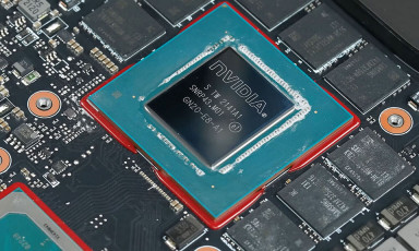 RTX 3080 Ti bản Laptop lộ những hình ảnh thực tế đầu tiên