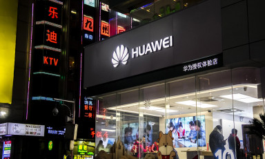 Huawei dùng thương hiệu con Hi Nova lách lệnh trừng phạt của Mỹ