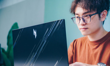 Laptop bao năm qua đã tiến xa thế nào? - So sánh chơi game trên laptop vs desktop