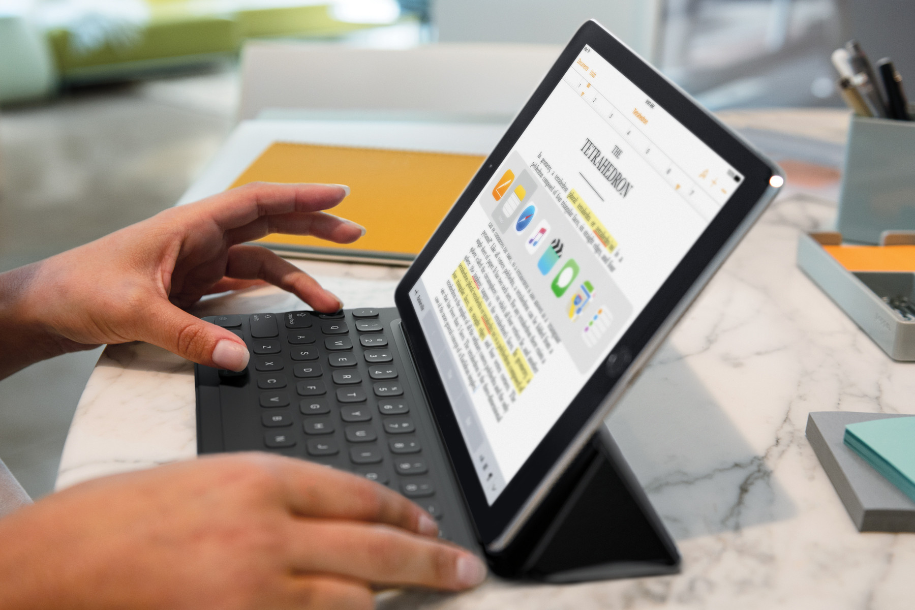 Smart Keyboard thế hệ mới cho iPad sẽ được trang bị đèn nền? - ThinkView